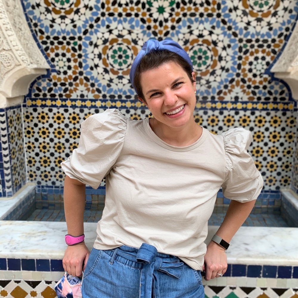 Meet your Posher, Ea